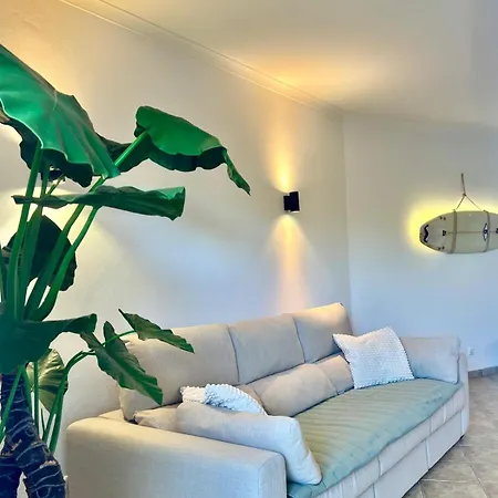 Salty & Swell Sagres