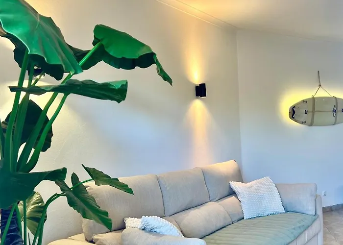 Salty & Swell Sagres